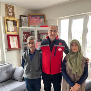 Devletimizin bekâsı uğruna canını feda eden Aziz Şehitlerimizin bizlere emaneti kıymetli ailelerini ziyaret ettik... - fotoğraf 1
