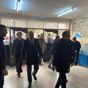 Sayın Valimiz M. Fırat TAŞOLAR'ın Eldivan Bakım Rehabilitasyon ve Aile Danışma Merkezi Ziyareti - fotoğraf 11