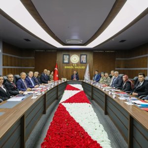 İl Müdürümüz Abdulbari AKSOY' un katılımıyla Sn. Valimiz Ahmet Hamdi USTA başkanlığında 2024 Yılı Şubat ayı il çocuk koordinasyon kurulu toplantısı gerçekleştirildi.  - fotoğraf 1