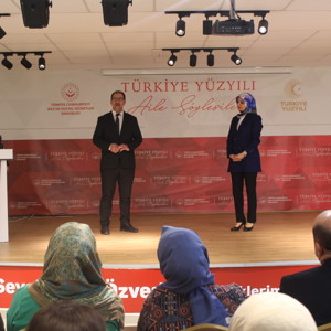 İl Müdürlüğümüz tarafından düzenlenen Türkiye Yüzyılı Aile Söyleşileri programının ikincisi “Erken Çocuklukta Dijital Bağımlılık” konu başlığıyla gerçekleştirildi.  - fotoğraf 6