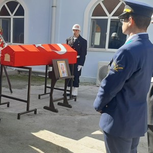İlimizde İkamet Etmekteyken, Rahatsızlığı Nedeniyle Vefat Eden Kıbrıs Gazimiz Ali EFEOĞLU Son Yolculuğuna Uğurlandı. - fotoğraf 1