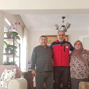 Devletimizin bekâsı uğruna canını feda eden Aziz Şehitlerimizin bizlere emaneti kıymetli ailelerini ziyaret ettik... - fotoğraf 2