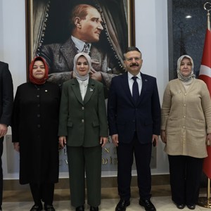 Bakanımız Mahinur Özdemir Göktaş, Eskişehir'de İç Anadolu Kariyer Zirvesi'ne Katıldı - fotoğraf 3