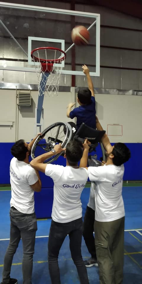 Gönüllüyüz Farkındayız