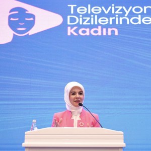 Bakanımız Mahinur Özdemir Göktaş "Televizyon Dizilerinde Kadın" Panelinin Açılışına Katıldı - fotoğraf 1
