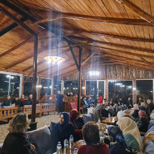 Yaş Almış Çınarlarımız Onuruna Sıra Gecesi Düzenledik - fotoğraf 4
