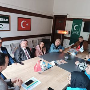 Yeşilay Haftası ve Deprem Haftası" kapsamında #YeşilayAmasyaŞubesi ve #AFAD İl Müdürlüğüne ziyarette bulunduk. - fotoğraf 1
