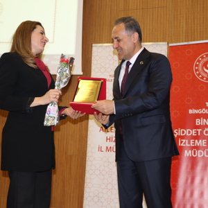 Bingöl'ün Başarılı Kadınları Konferansı - fotoğraf 17