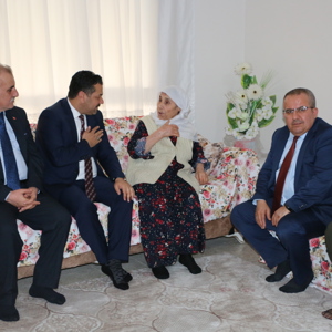 Aziz Şehidimizin Kıymetli Annesinin 8 Mart Dünya Kadınlar Gününü Kutladık. - fotoğraf 2