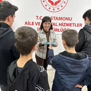Derslerinde Başarı Gösteren Çocuklarımıza Ödüller Verildi - fotoğraf 6