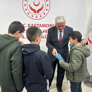 Derslerinde Başarı Gösteren Çocuklarımıza Ödüller Verildi - fotoğraf 7