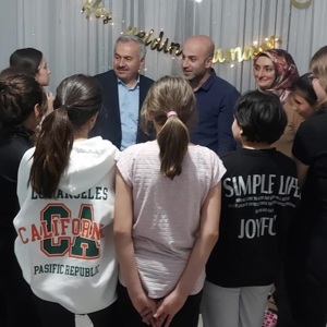 İl Müdürümüz İftarda Gençlerimizle Bir Araya Geldi - fotoğraf 2