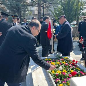 18 Mart Çanakkale Zaferi'nin Yıl Dönümünde Şehitlerimizi Gururla Andık - fotoğraf 2