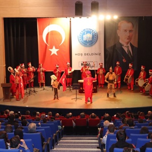 18 Mart Çanakkale Zaferi'nin Yıl Dönümünde Şehitlerimizi Gururla Andık - fotoğraf 8