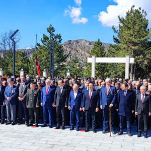 18 Mart Şehitleri Anma Günü ve Çanakkale Zaferi Etkinlikleri - fotoğraf 2