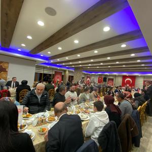 KAHRAMANLARIMIZ VE YAKINLARI İLE İFTARDAYIZ - fotoğraf 1