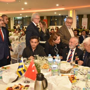 Şehit yakınlarımız, gazilerimiz ve gazi yakınlarımızla iftar programında bir araya geldik - fotoğraf 2