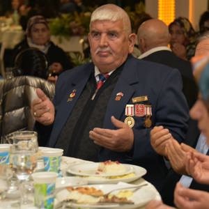 Şehit yakınlarımız, gazilerimiz ve gazi yakınlarımızla iftar programında bir araya geldik - fotoğraf 8