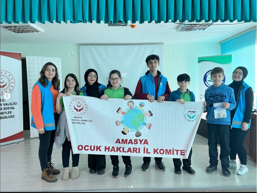Çocuk Hakları İl Komite üyesi çocuklarımızla "Çocuk Hakları Tanıtımı ve Akrandan Akrana Dijital Okuryazarlık" konulu sunum yapıldı.