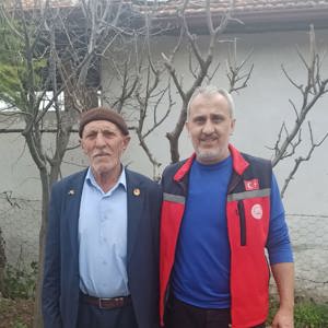 Aziz Şehitlerimizin bizlere emaneti kıymetli ailelerini ve şanlı tarihimizin ebedi kahramanları çok kıymetli Gazilerimizi ziyaret ettik... - fotoğraf 4