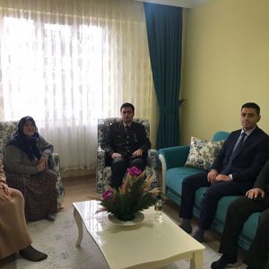 18 Mart Çanakkale Zaferi ve Şehitleri Anma Günü Şehit ve Gazi Ziyaretleri - fotoğraf 6