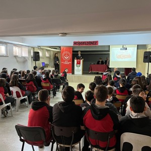 Abdurrahman Kamil Ortaokulu öğrencileri ile Vatan ve Kahramanlık Buluşmalarında bir araya geldik. - fotoğraf 3