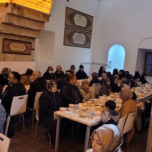 #YaşlılaraSaygıHaftası vesilesiyle, #Huzurevi sakinlerimiz ve ilimizdeki yaş almış  büyüklerimizle iftar programında bir araya geldik. - fotoğraf 1