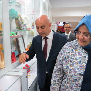 Sayın Bakanımız Zehra Zümrüt Selçuk Hanımefendi İlimize Teşrif Ettiler - fotoğraf 32