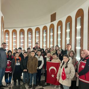 İstiklal İlkokulu 4/B sınıfı öğrencileri Şehit Yakınları ve Gazi Hizmetleri birimimiz ile Kırıkkale Şehitliğini ziyaret etti. - fotoğraf 8