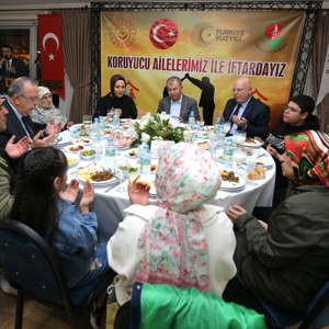 Koruyucu Ailelerimizle iftar yemeğinde bir araya geldik. - fotoğraf 4
