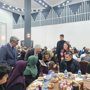 Koruyucu Ailelerimizle İftar Programı Düzenlendi - fotoğraf 1