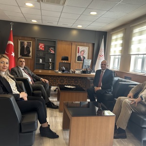 Vali Yardımcılarımız Sayın Ahmet Ferhat ÖZEN, Sayın Mustafa ERKAYIRAN, Sayın Oktay ERDOĞAN, İl Müdürümüz Sayın Çiğdem AÇIKYILDIZ KAZEL'e ziyarette bulunarak yürütülen çalışmalar hakkında bilgi aldılar. - fotoğraf 1