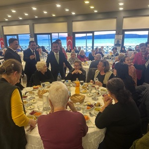Saygıdeğer Yaşlılarımızla İftar Programında Yaşlılarımızla Bir Araya Geldik - fotoğraf 1