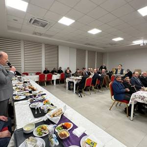 Güldal Akşit Huzurevimizde İftar Programı Düzenlendi - fotoğraf 1