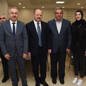Valimiz Sayın Meftun DALLI'dan Koruyucu Ailelerimize İftar  Yemeği - fotoğraf 2