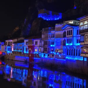 2 Nisan #DünyaOtizmFarkındalıkGünü etkinlikleri kapsamında Şehrimiz mavi ışıklarla aydınlatıldı.💙 - fotoğraf 4