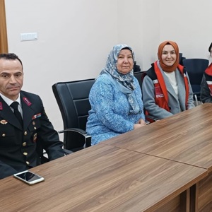Şehitlerimizin Kıymetli Aileleri ve Kahraman Gazilerimize Ziyaret - fotoğraf 6
