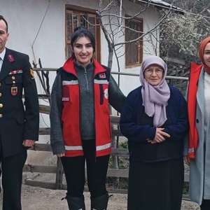 Şehitlerimizin Kıymetli Aileleri ve Kahraman Gazilerimize Ziyaret - fotoğraf 4