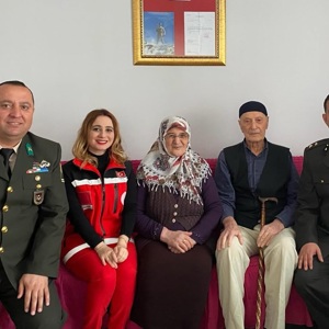 Şehitlerimizin Kıymetli Aileleri ve Kahraman Gazilerimize Ziyaret - fotoğraf 2