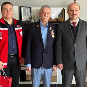 Şehitlerimizin Kıymetli Aileleri ve Kahraman Gazilerimize Ziyaret - fotoğraf 8