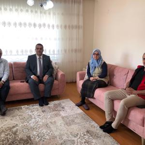 Aziz Şehitlerimiz Baş komiser Hüseyin HATİPOĞLU ve Polis Memuru İdris BOLAT'ın bizlere emaneti kıymetli ailelerini ziyaret ettik. - fotoğraf 1
