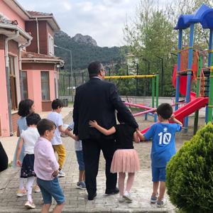 #RamazanBayramı vesilesiyle Daire Başkanımız İbrahim Kürşat ERGÜT ile birlikte Çocuk Kuruluşlarımızı ziyaret ederek #geleceğimizin #teminatı #çocuklarımızın bayramlarını kutladık. - fotoğraf 2