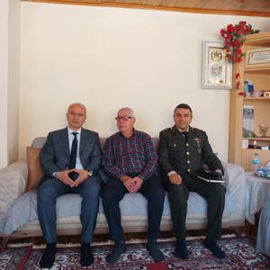 ŞEHİT YAKINLARIMIZI VE GAZİLERİMİZİ BAYRAMDA ZİYARET ETMEKTEN ONUR DUYDUK - fotoğraf 4