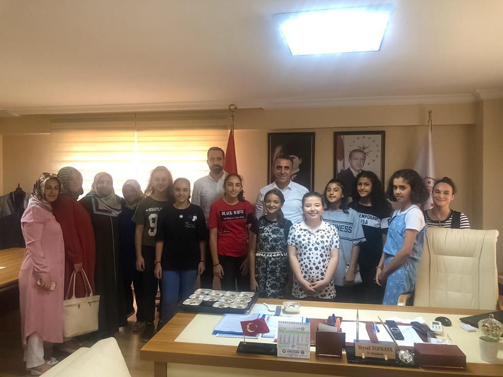 Çekomdan Aşure İkramları