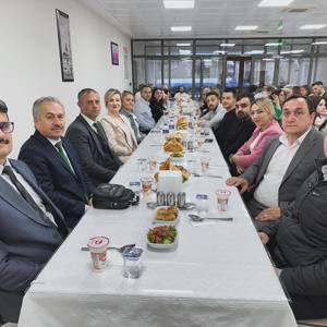 Çalışma Arkadaşlarımızla İftar Programı - fotoğraf 2