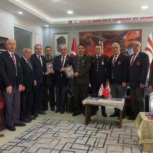Şehit Yakınları ve Gazi Derneklerine Bayram Ziyareti  - fotoğraf 3