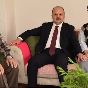 Aziz Şehidimiz İrfan İdrisoğlu’nun Kıymetli Ailesine Bayram Ziyareti - fotoğraf 3