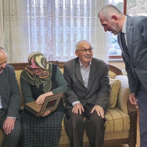 Aziz Şehidimiz Osman Mithat Akbaş’ın Kıymetli Ailesine Ziyaret - fotoğraf 2