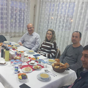 İl Müdürümüz Engelsiz Yaşam Bakım Rehabilitasyon ve Aile Danışma Merkezi iftar programı. - fotoğraf 3