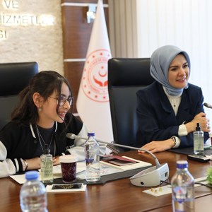 Aile ve Sosyal Hizmetler Bakanımız Göktaş, koltuğunu şehit kızı Elif Naz’a devretti - fotoğraf 8